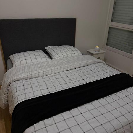 Spacieux Appartement De Charme, Pres De Paris Mantes-la-Jolie Bagian luar foto